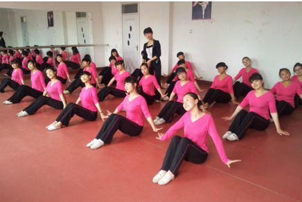 兰州学幼师的学校，学前教育专业前景正好