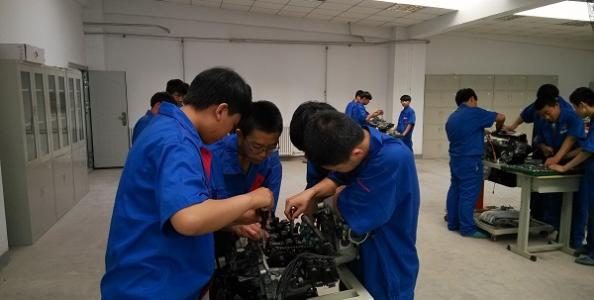 兰州中专学校的汽车工程专业的工作怎样